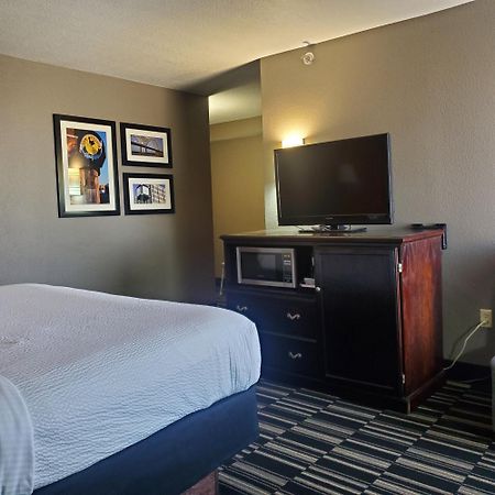 La Quinta By Wyndham Memphis Airport Graceland Exterior photo