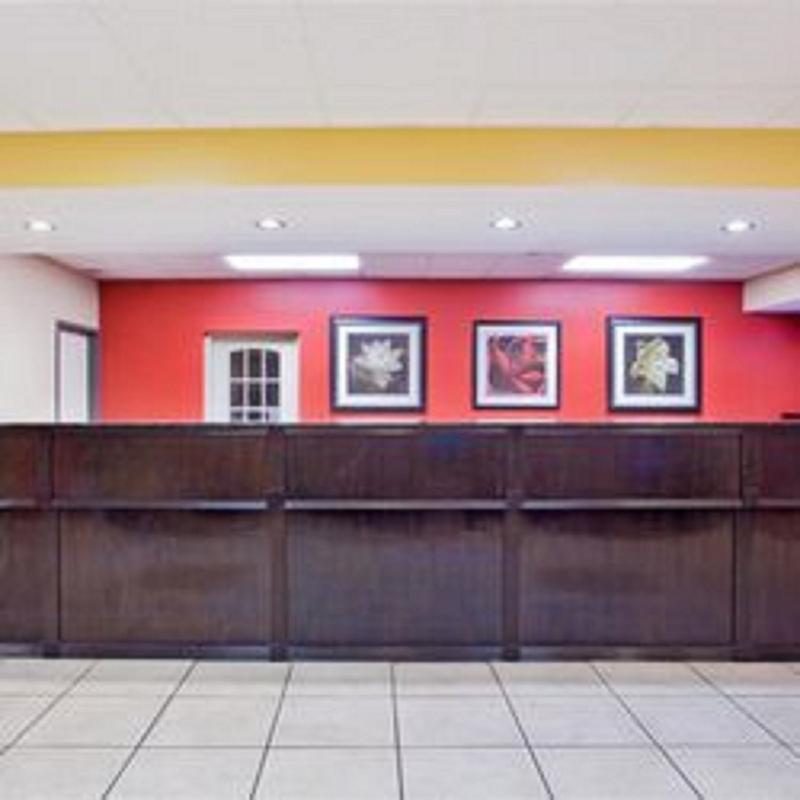La Quinta By Wyndham Memphis Airport Graceland Exterior photo